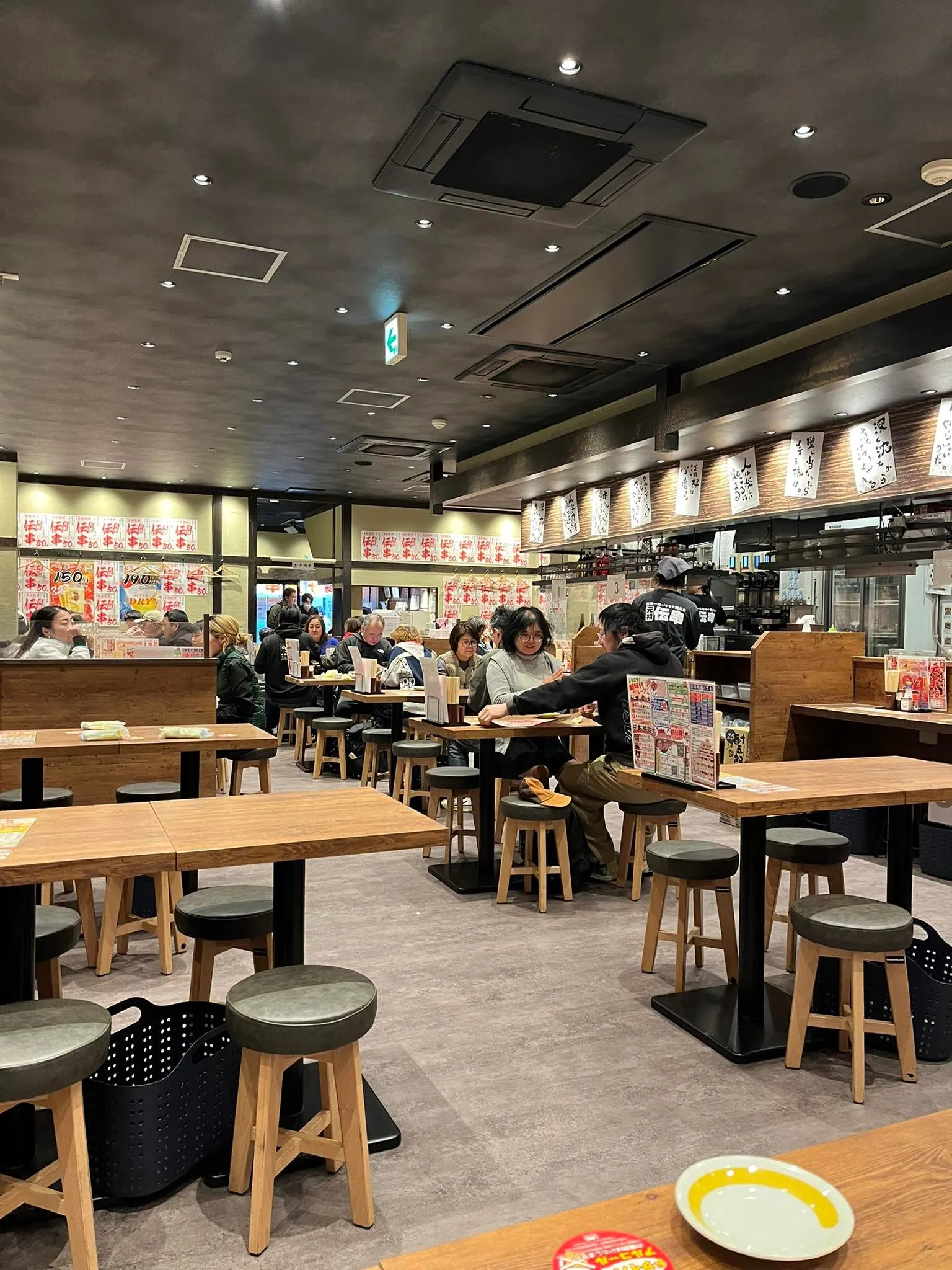 名古屋を拠点に全国で活動する経営コンサルタントの毛利京申です...